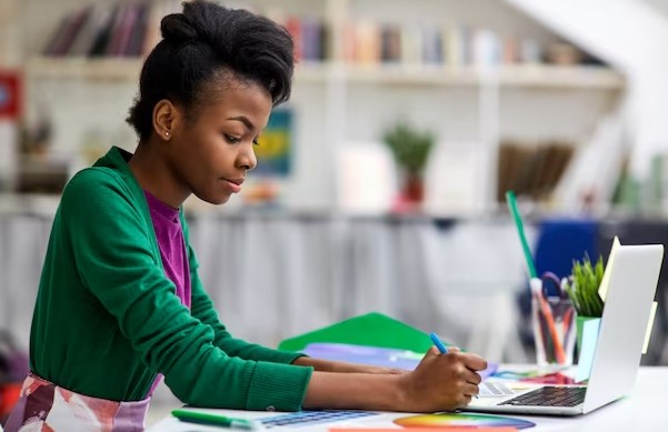 Side jobs for black female student 